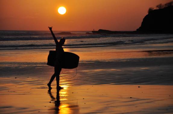 Magnífico pôr-do-sol na Playa Hermosa, em San Juan del Sur, na Nicarágua